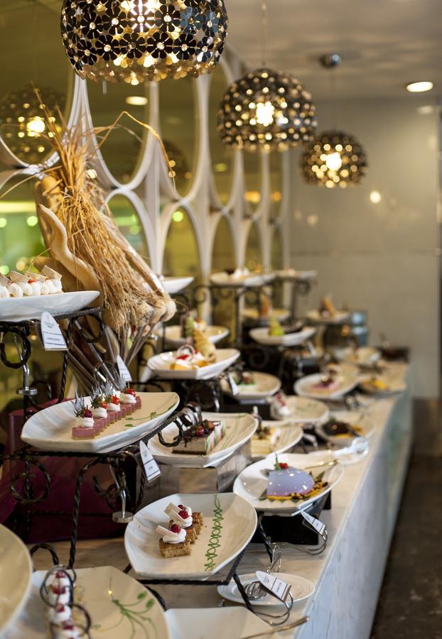 Promenade Hotel 4*